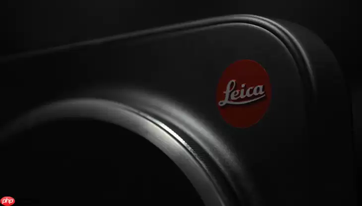 小米 17 Ultra细节曝光！真可乐标，可以拧的变焦环