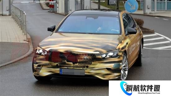 新款奔驰S级配置曝光：用上全新V8 超一半部件重新开发