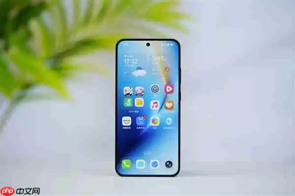 10000mAh巨无霸电池仅2599元起！荣耀WIN RT图赏