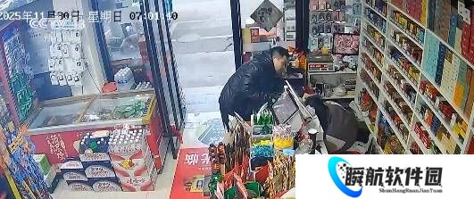 小伙救人按断女子6根肋骨 收到家属感谢：没这力度人就没了