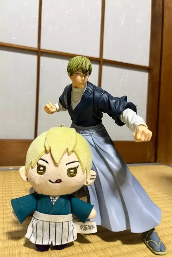 现在的手办会把下半身封死 网友：爱看这的人咋办？