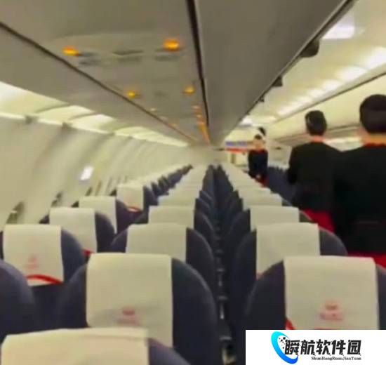 游客花200元独享一架客机 川航回应：保证旅客乘行