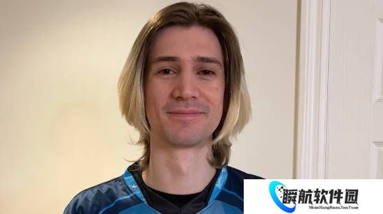 xQc接受采访透露 曾靠直播《使命召唤：战区》12小时收入百万美元