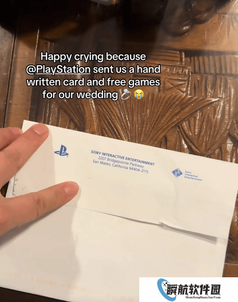 羡慕！新人结婚邀请索尼 结果索尼真随礼了！