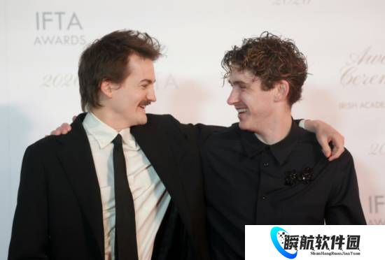 《权游》乔大帝演员新照曝光 小胡子都留起来了