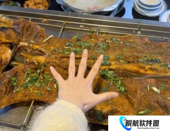 36斤活羊烤完只剩6.9斤引争议 商家称属正常损耗