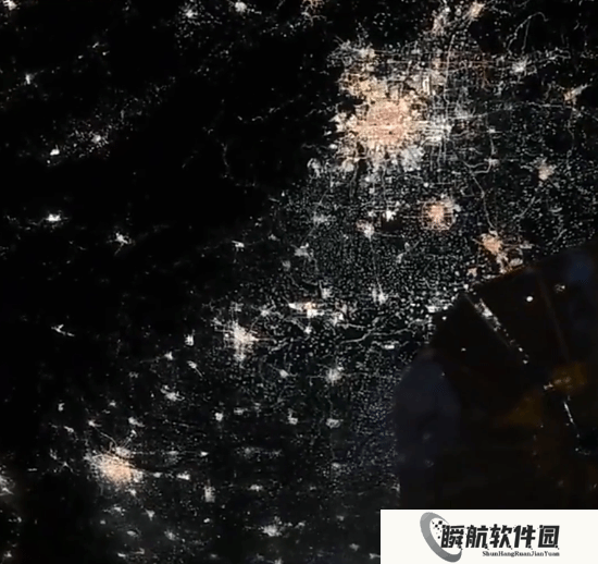 美宇航员太空俯瞰中国春节万家灯火 网友：宇宙级浪漫