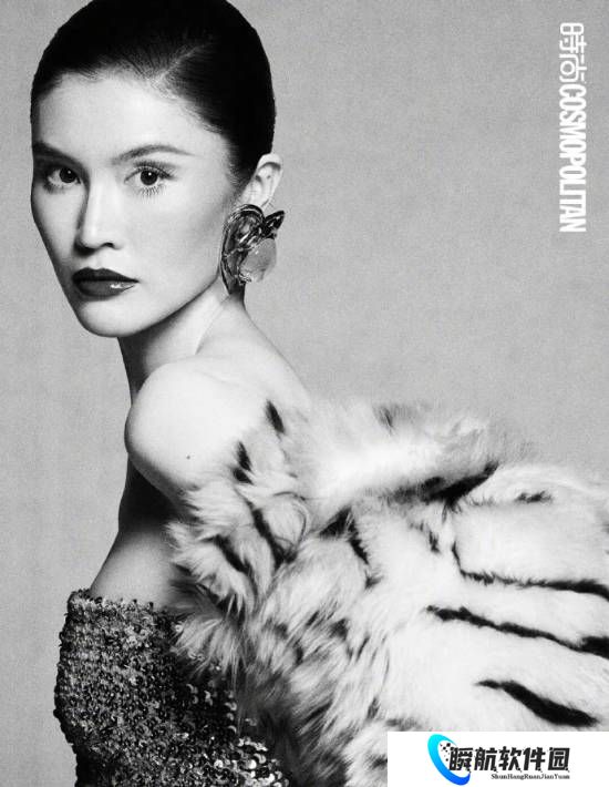 超模何穗谈产后身材变化:即使是她 吃一顿肉也会胖3斤