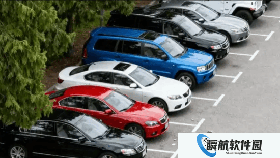 我国多地宣布停车费下调：广州城区封顶200