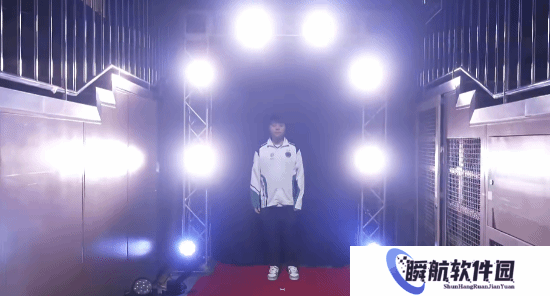 街霸6小孩比赛失利仍被围观 日本粉丝长队如长城