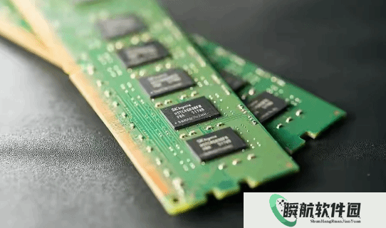 暴涨近五倍！32GB内存从800一路飚到到3800